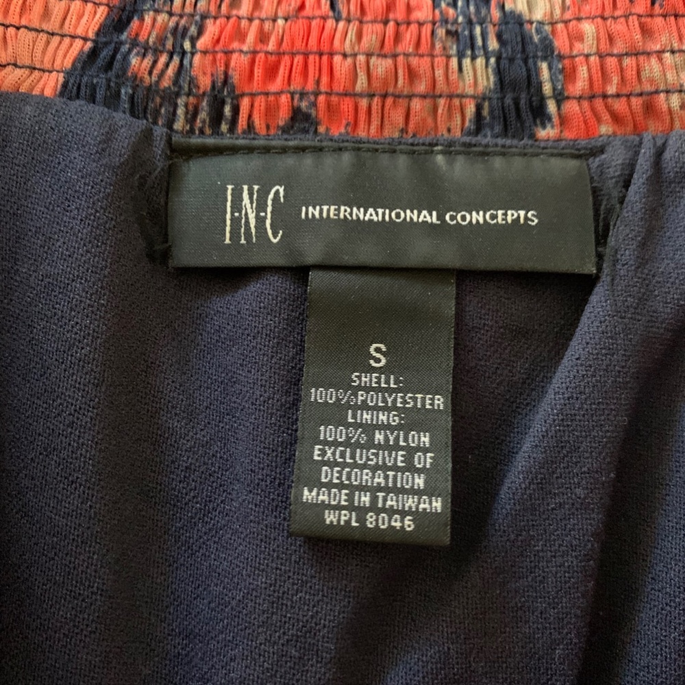 INC Skater Skirt size small - Picture 6 of 8